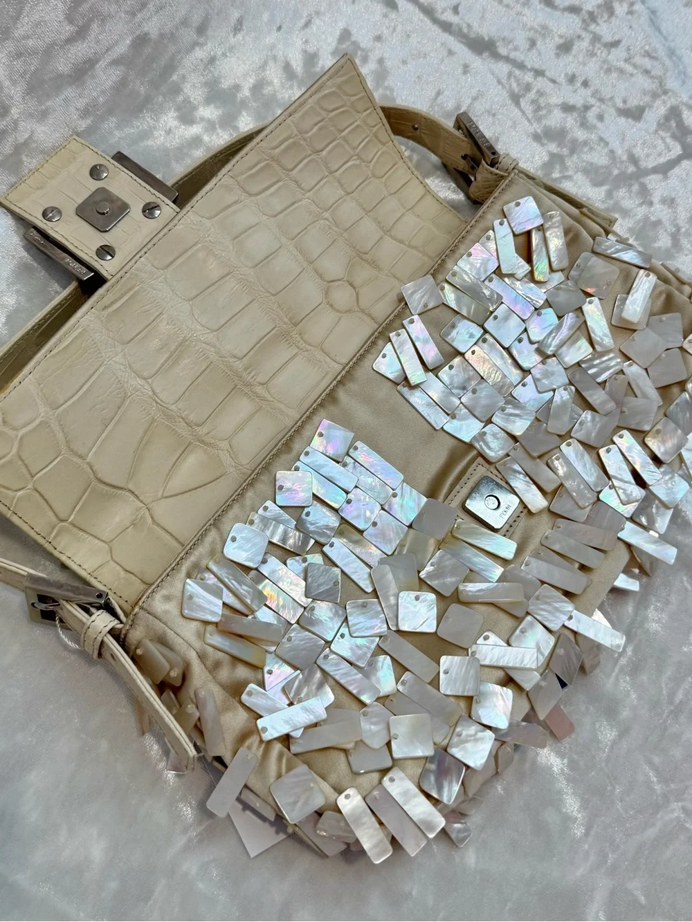Fendi Baguette Mother-of-Pearl Vintage Glitter Shoulder Bag - Picture 5 of 15
